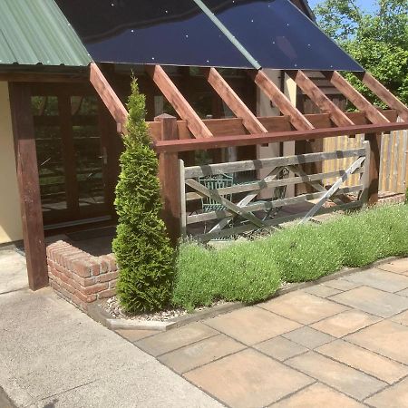 The Forge Villa Winscombe Exteriör bild