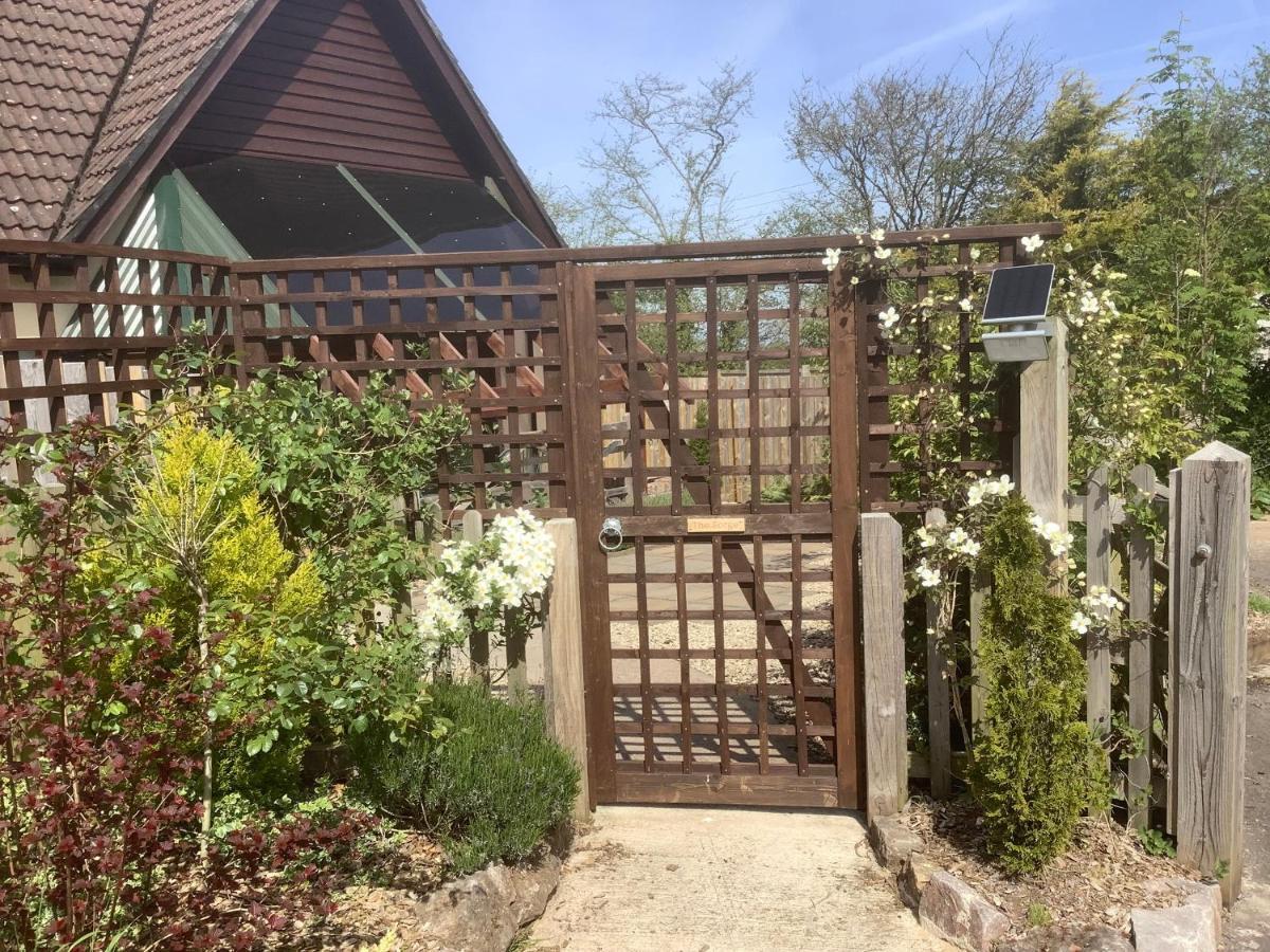 The Forge Villa Winscombe Exteriör bild