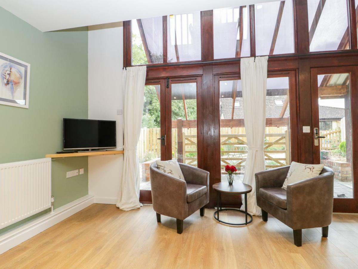 The Forge Villa Winscombe Exteriör bild