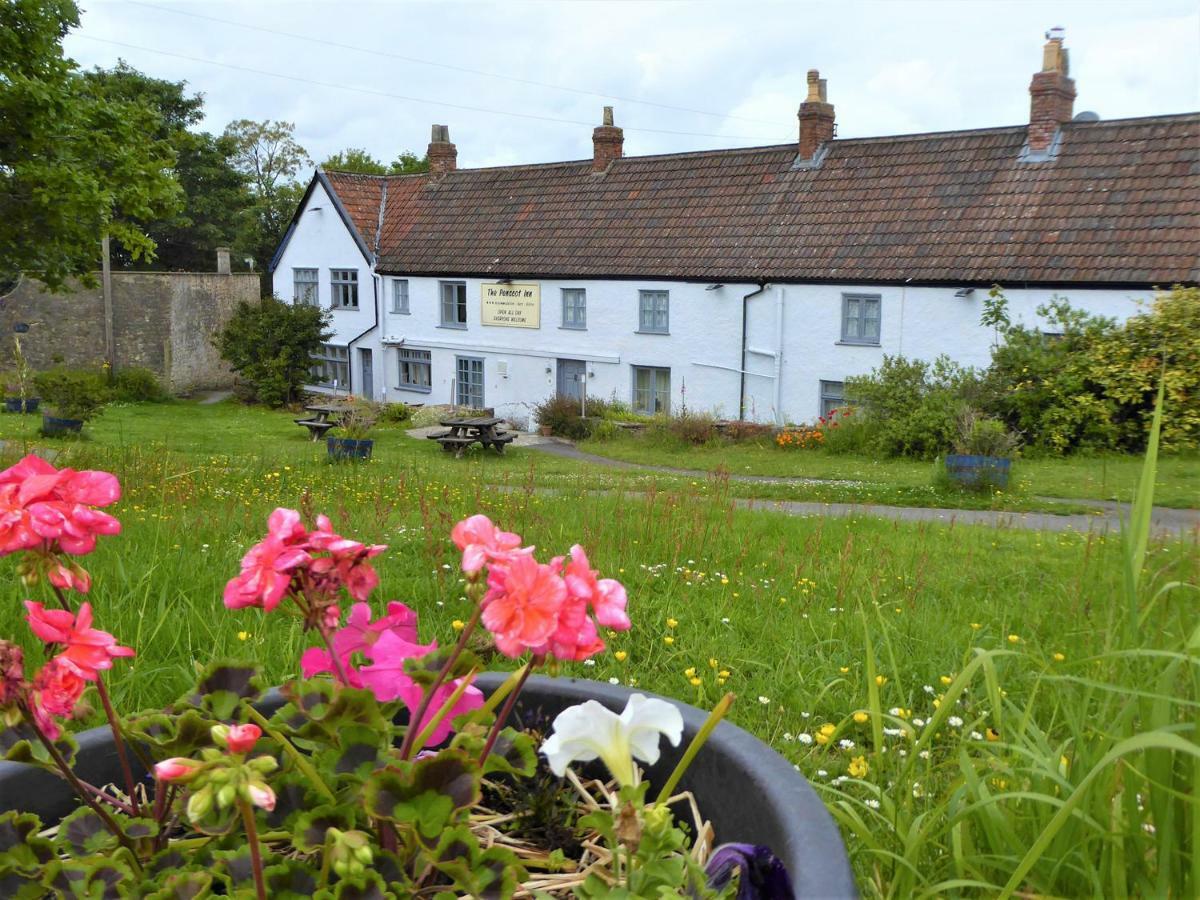 The Forge Villa Winscombe Exteriör bild